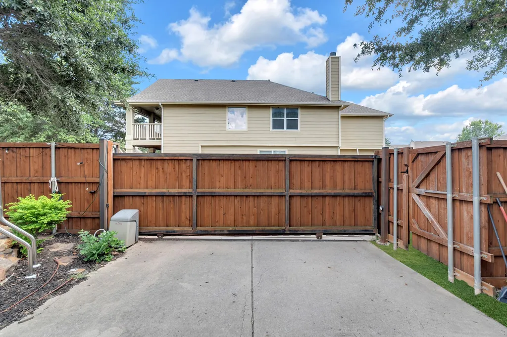 7601 Double Diamond Trail Mckinney TX 75070