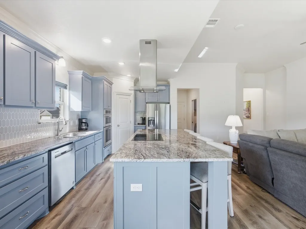 648 Half Moon Way Runaway Bay TX 76426