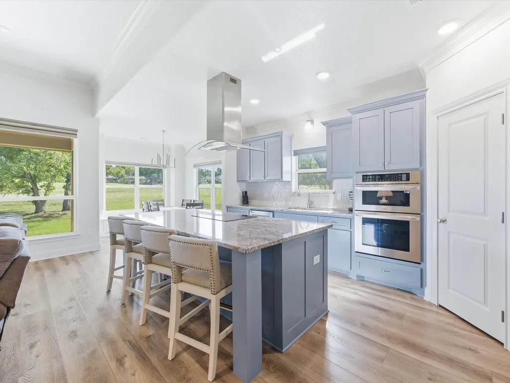 648 Half Moon Way Runaway Bay TX 76426