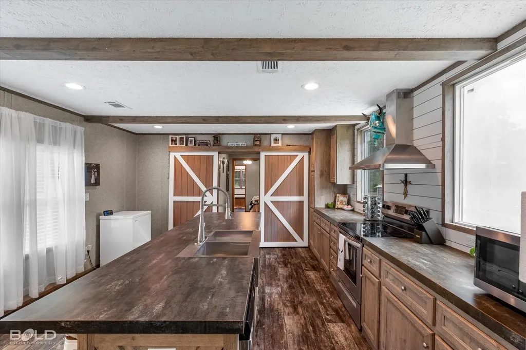 12753 Denise Drive Keithville LA 71047