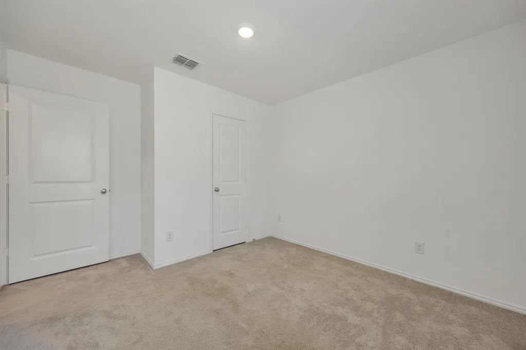 1803 Temper Lane Dallas TX 75253