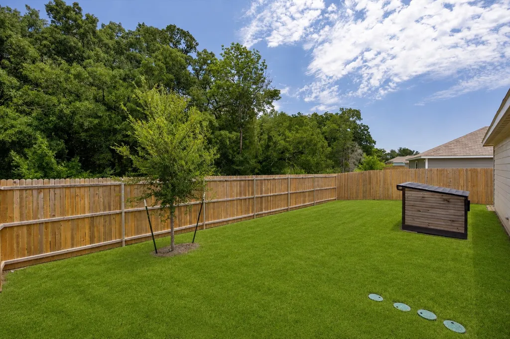 1803 Temper Lane Dallas TX 75253