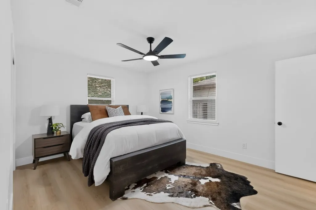 2553 Dorrington Drive Dallas TX 75228