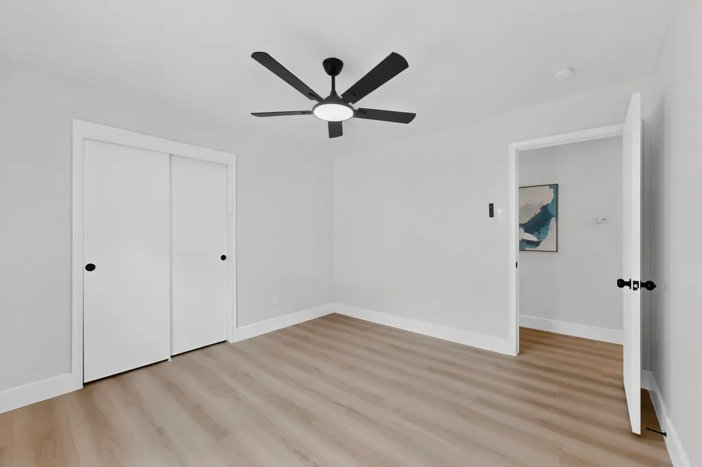 2553 Dorrington Drive Dallas TX 75228