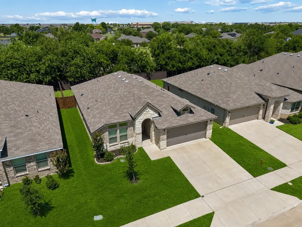 9916 Mescalbean Boulevard Fort Worth TX 76036