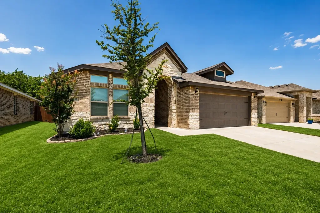 9916 Mescalbean Boulevard Fort Worth TX 76036