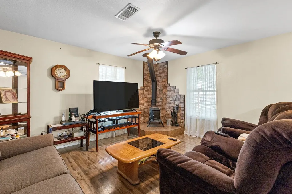 126 Private Road 5449 Point TX 75472