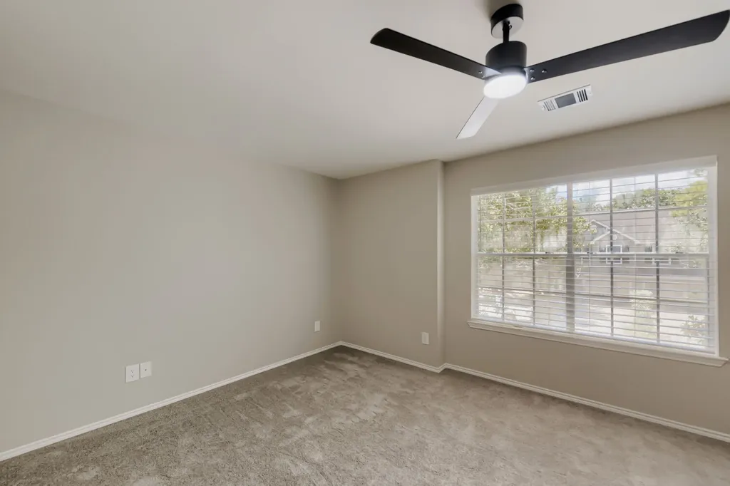 11 Wineberry Place The Woodlands TX 77382