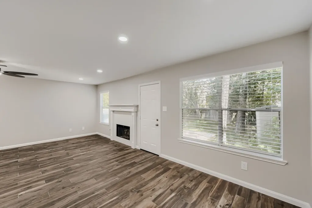 11 Wineberry Place The Woodlands TX 77382