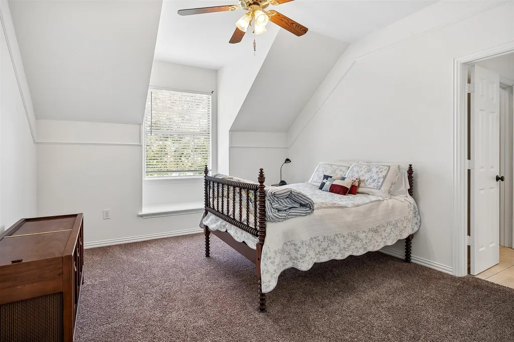 900 Coral Cove Oak Point TX 75068
