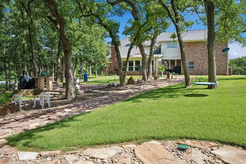 900 Coral Cove Oak Point TX 75068