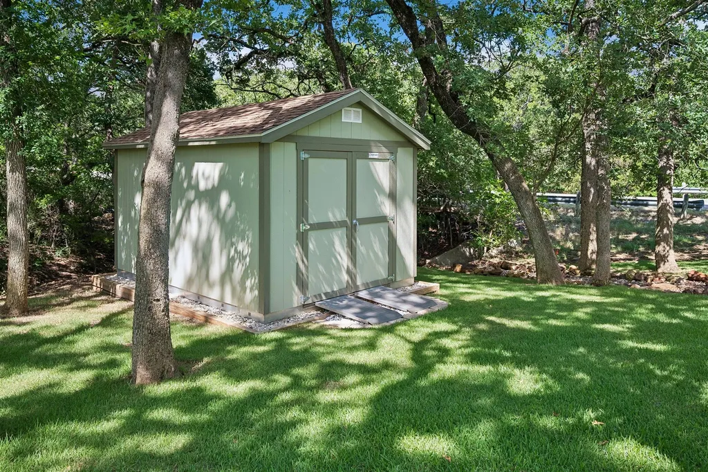 900 Coral Cove Oak Point TX 75068