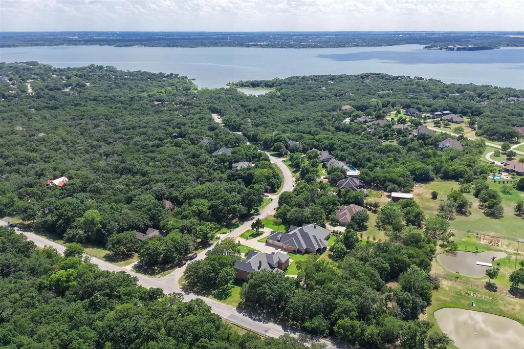 900 Coral Cove Oak Point TX 75068
