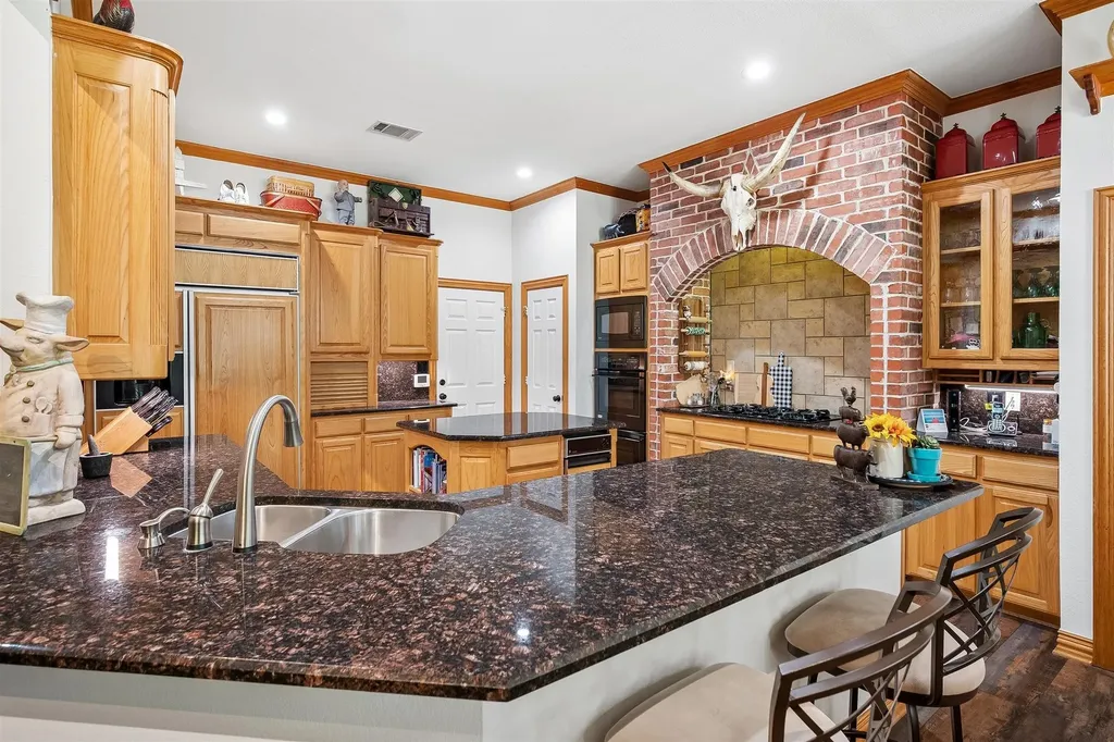 900 Coral Cove Oak Point TX 75068