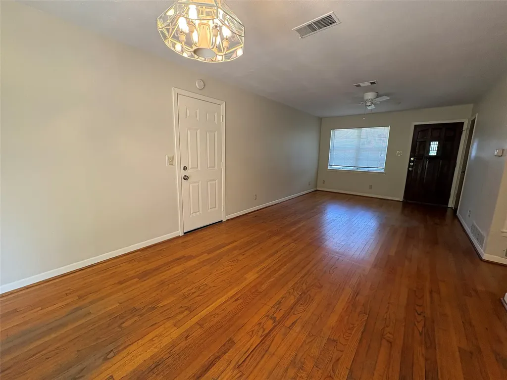 588 Rea Avenue Lancaster TX 75146