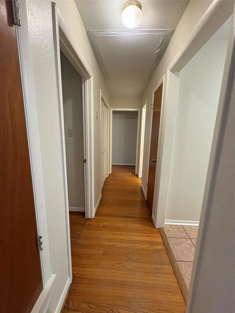 588 Rea Avenue Lancaster TX 75146