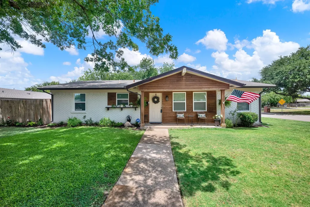 745 Pinehurst Drive Richardson TX 75080