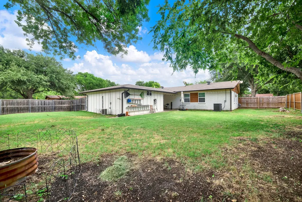 745 Pinehurst Drive Richardson TX 75080