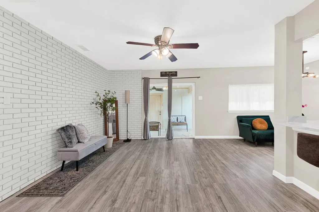 745 Pinehurst Drive Richardson TX 75080