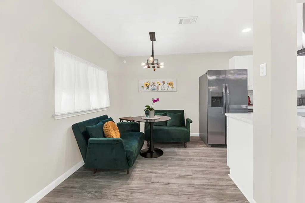 745 Pinehurst Drive Richardson TX 75080