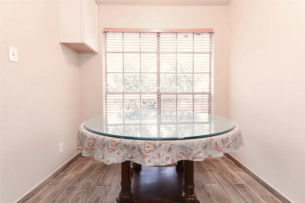 8033 Cambridge Circle White Settlement TX 76108