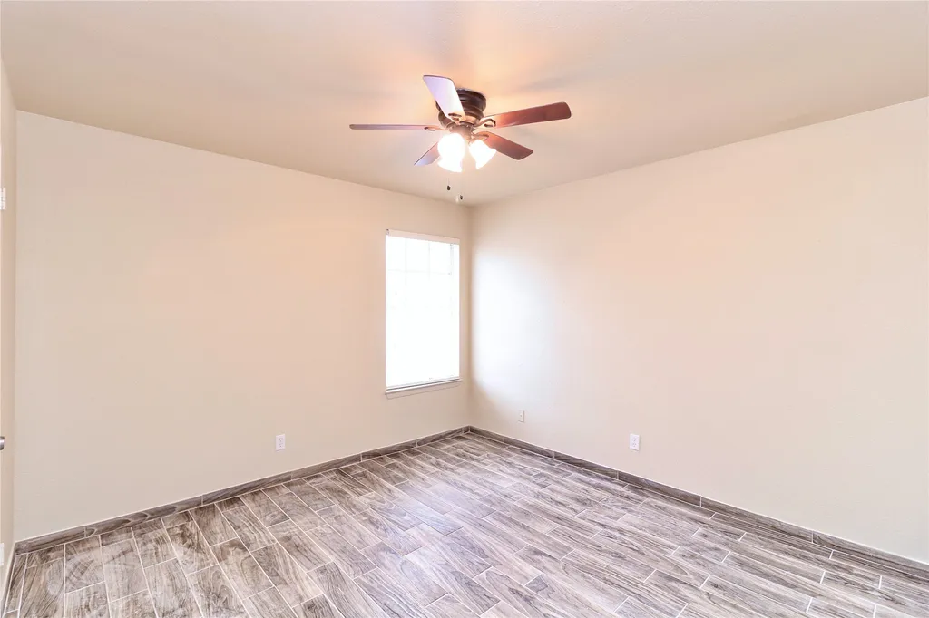 8033 Cambridge Circle White Settlement TX 76108