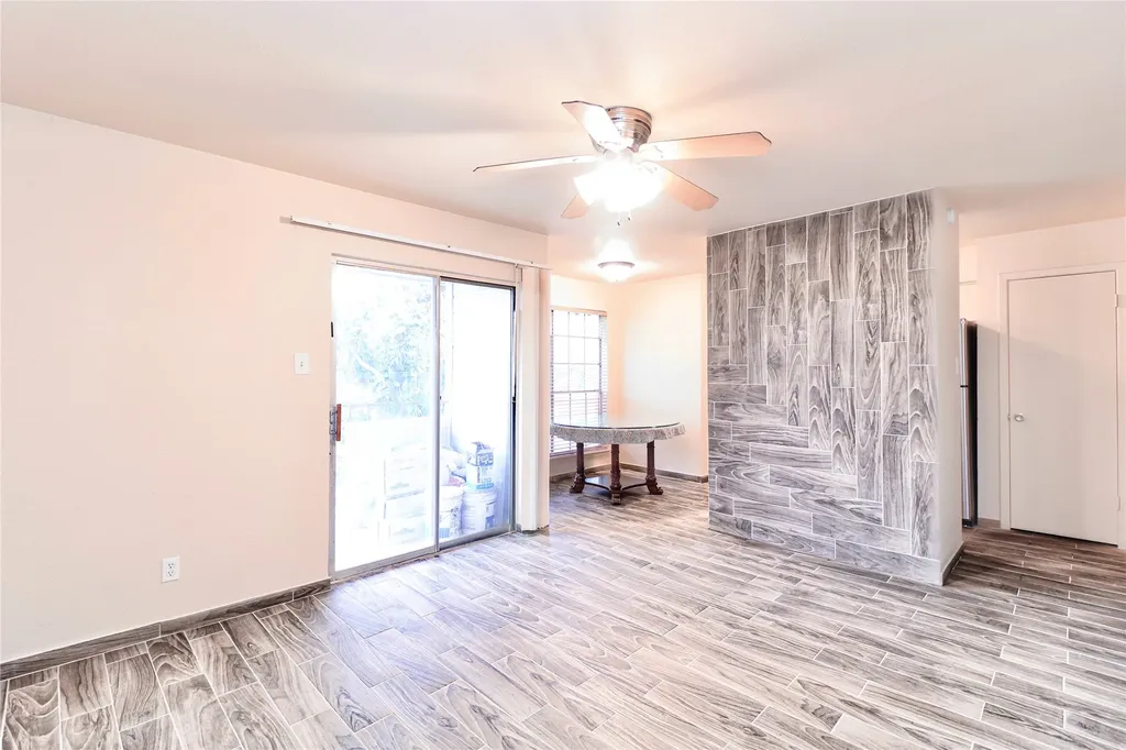 8033 Cambridge Circle White Settlement TX 76108