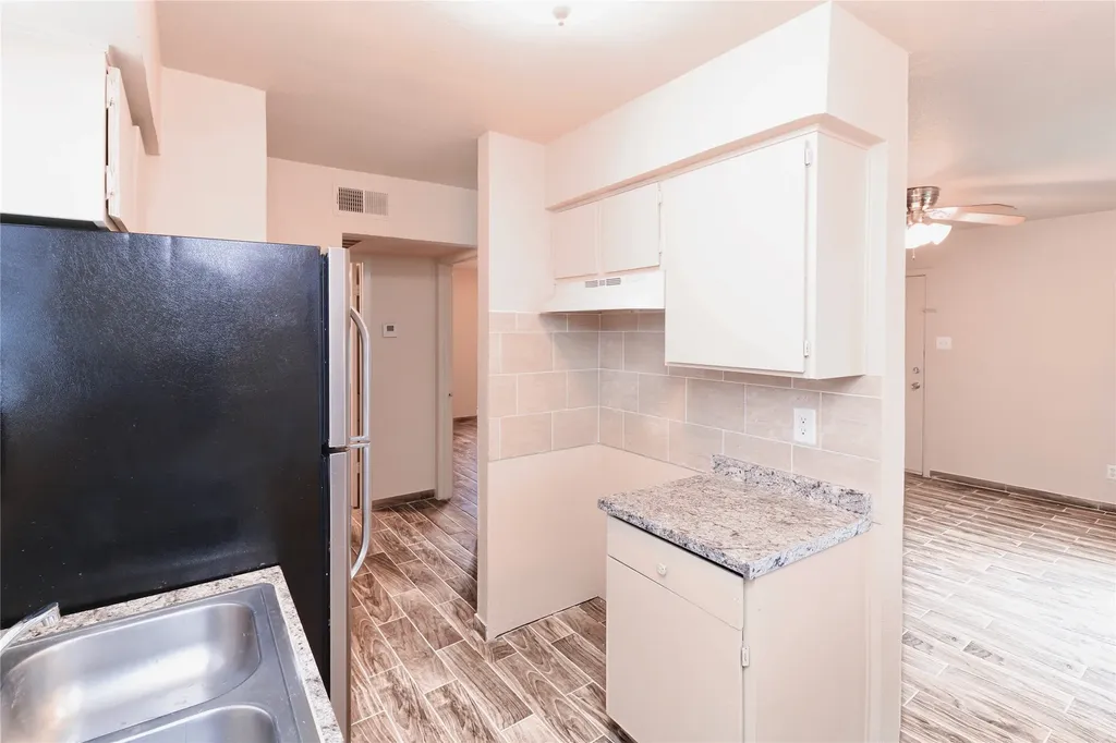 8033 Cambridge Circle White Settlement TX 76108