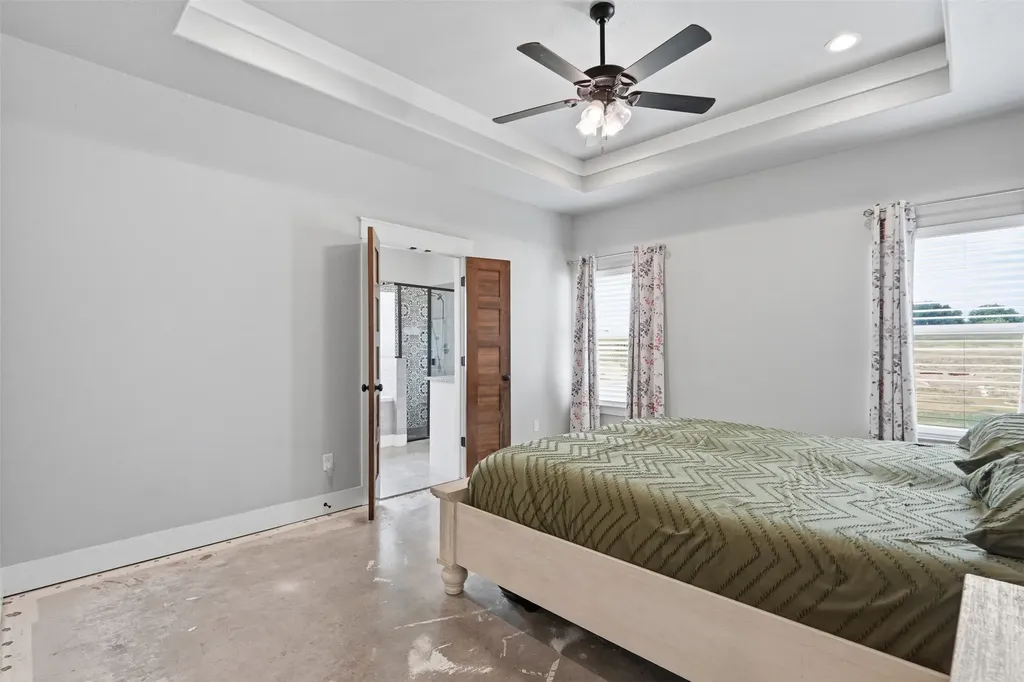 109 Stonegate Avenue Weatherford TX 76087
