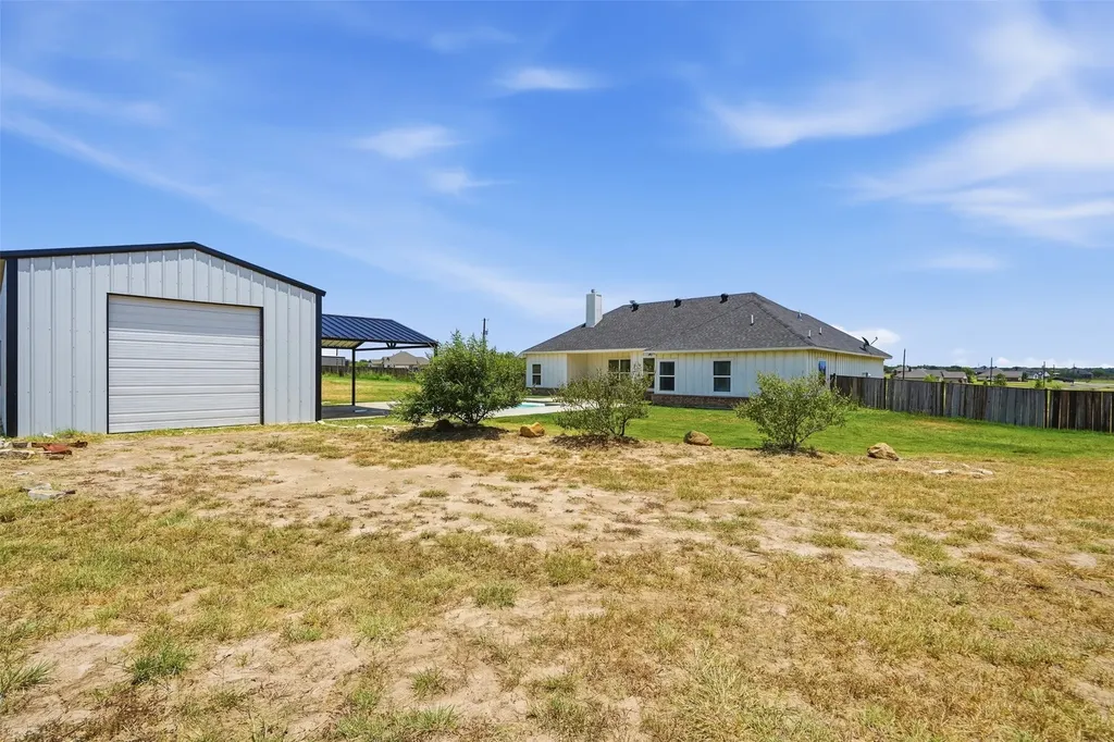 109 Stonegate Avenue Weatherford TX 76087
