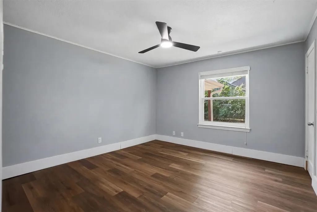337 N 1st Street Point TX 75472