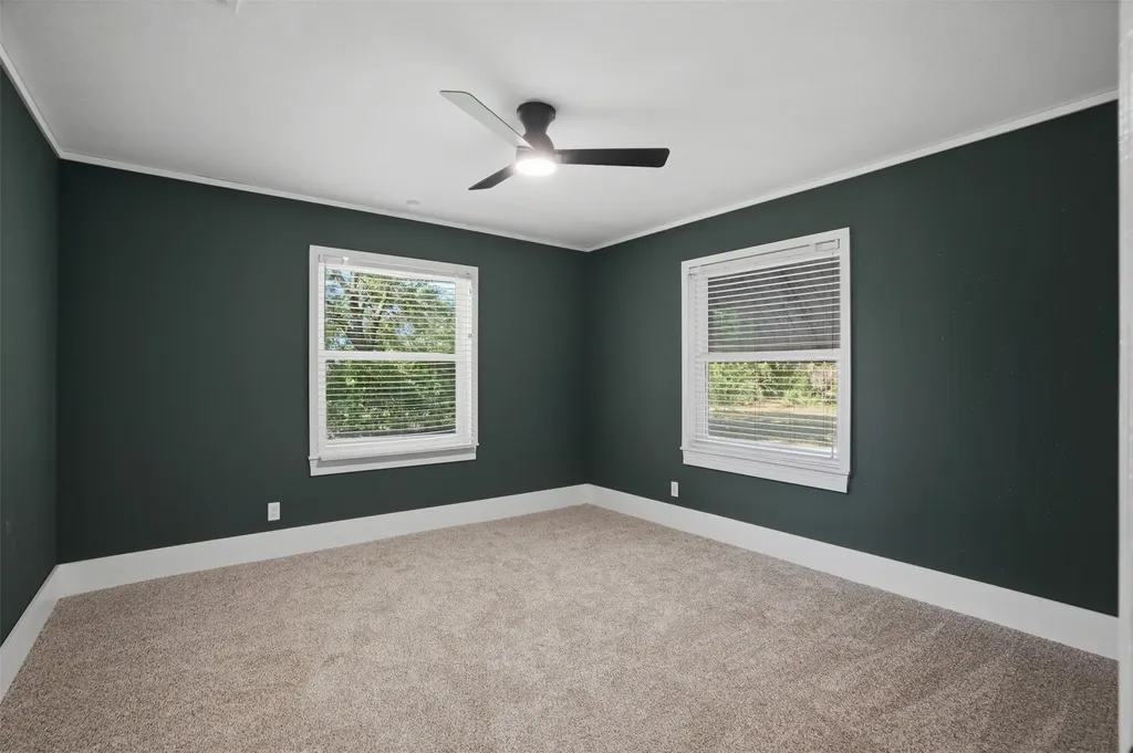 337 N 1st Street Point TX 75472