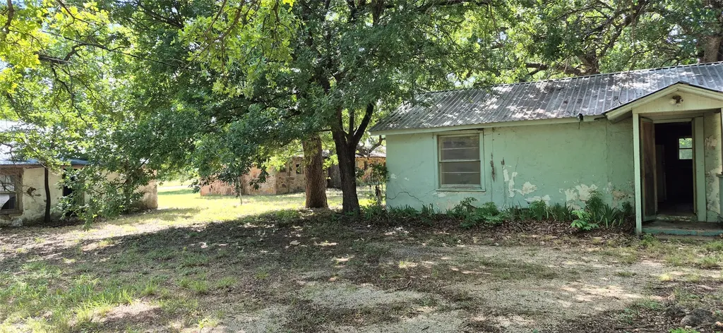 166 Seldon Loop Bowie TX 76230