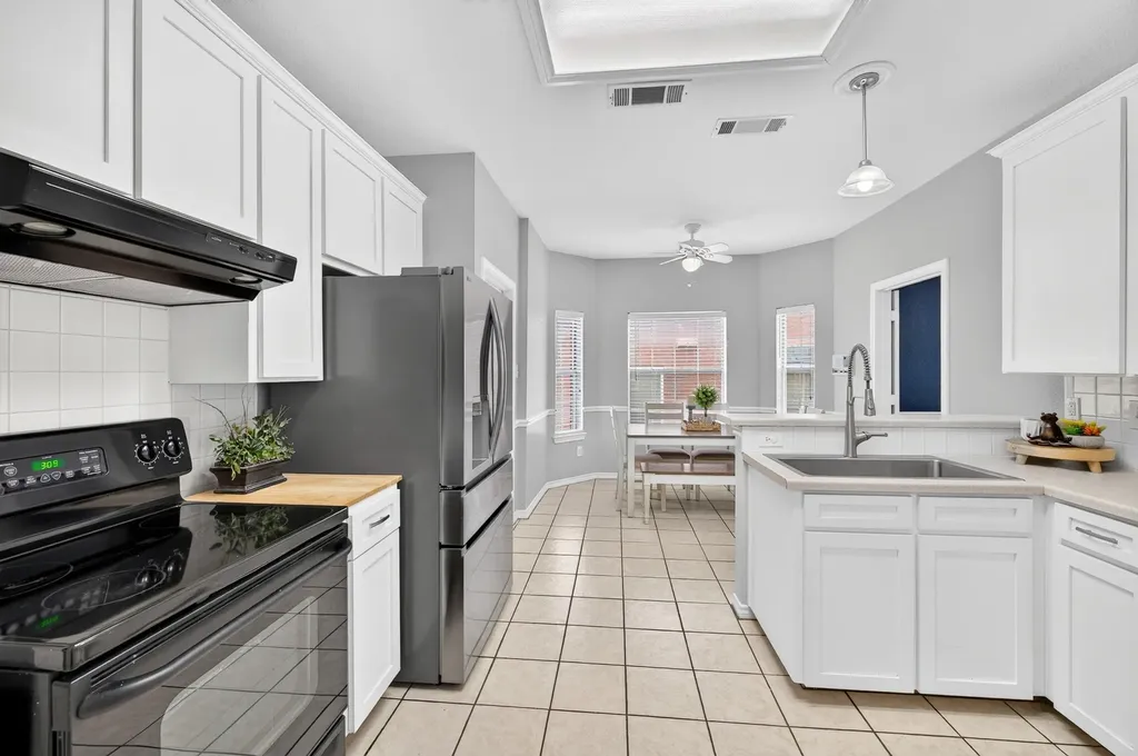 2724 Winterlake Drive Carrollton TX 75006