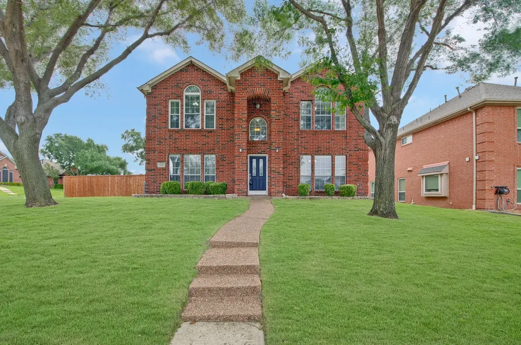 2724 Winterlake Drive Carrollton TX 75006
