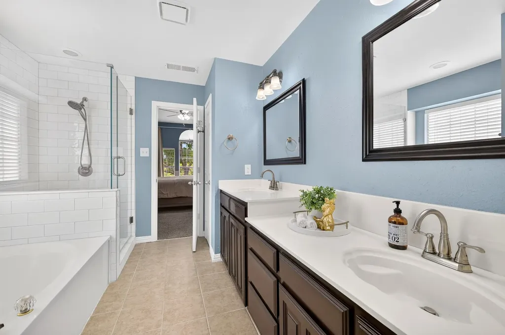 2724 Winterlake Drive Carrollton TX 75006