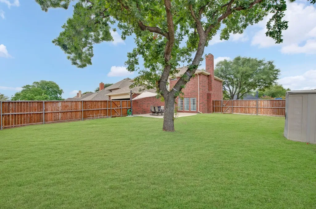 2724 Winterlake Drive Carrollton TX 75006