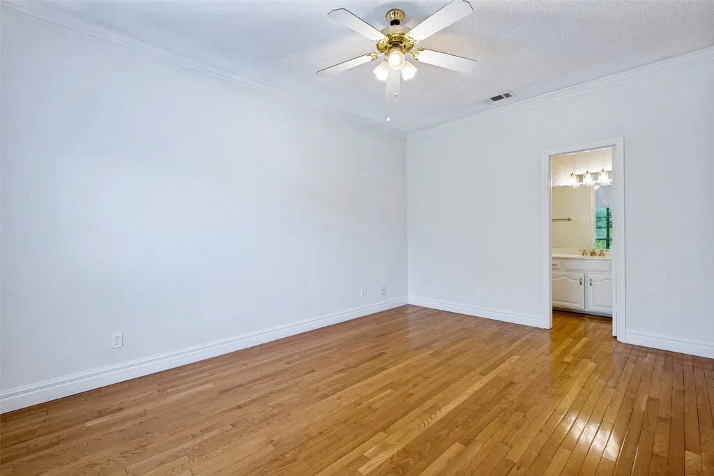 7055 Inwood Road Dallas TX 75209