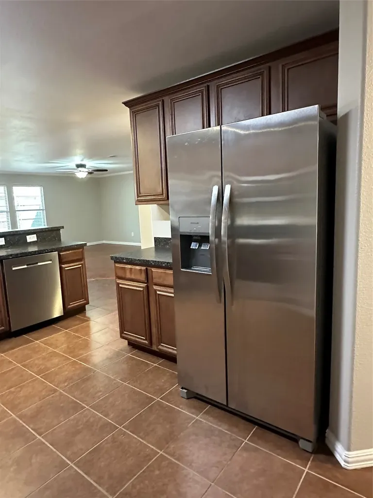 2031 Allyson Drive Heartland TX 75126