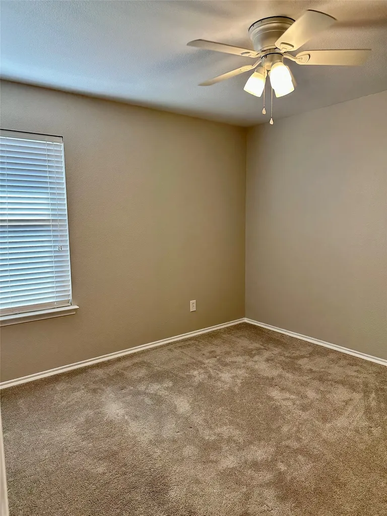 2031 Allyson Drive Heartland TX 75126