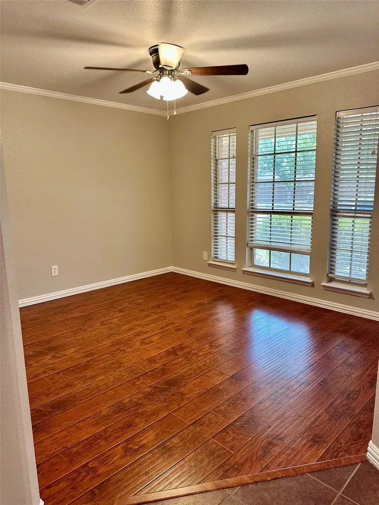 2031 Allyson Drive Heartland TX 75126