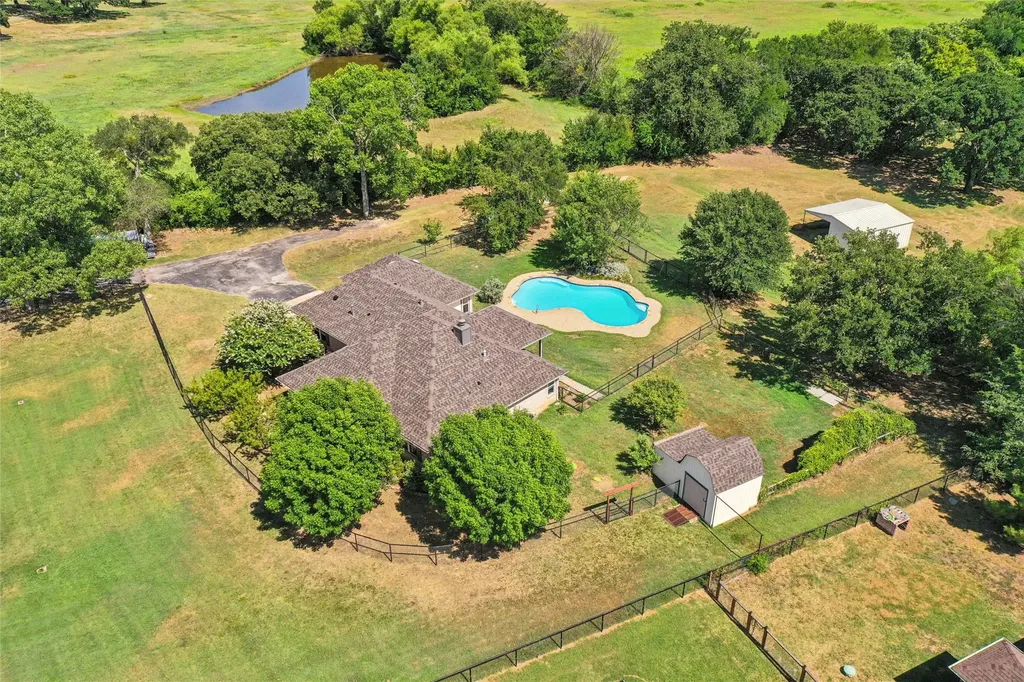 4797 Red Oak Circle Aubrey TX 76227