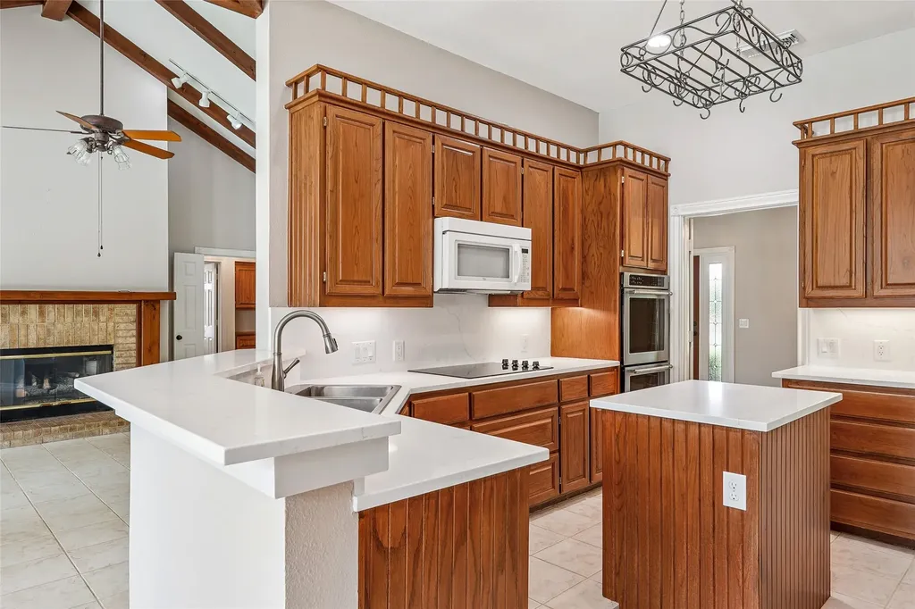 4797 Red Oak Circle Aubrey TX 76227