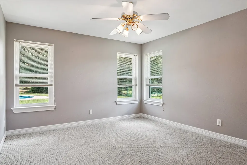 4797 Red Oak Circle Aubrey TX 76227