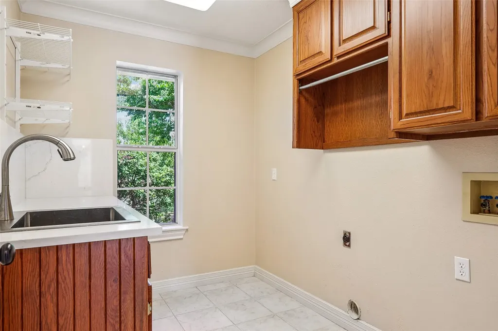 4797 Red Oak Circle Aubrey TX 76227