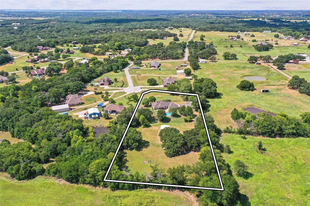 4797 Red Oak Circle Aubrey TX 76227