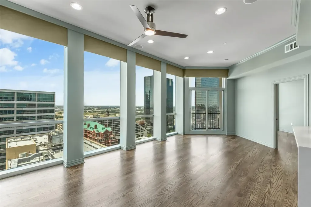 500 Throckmorton Street Fort Worth TX 76102
