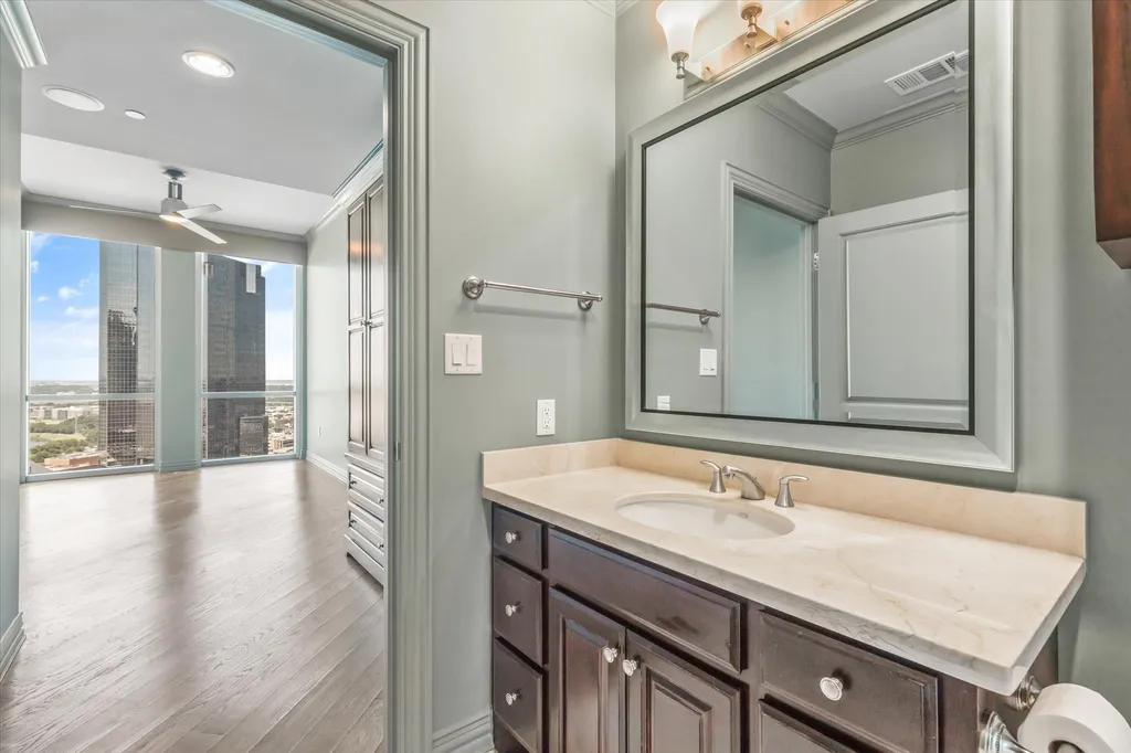 500 Throckmorton Street Fort Worth TX 76102