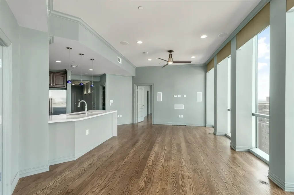 500 Throckmorton Street Fort Worth TX 76102