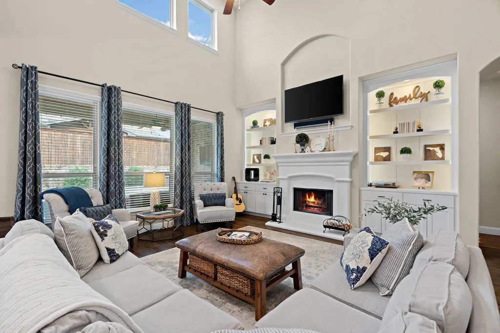 9409 Blackpine Court Lantana TX 76226